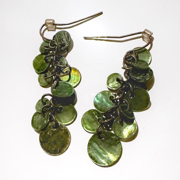 Opalescent Green Shell Disc Beads Dangle Chain Earrings Bright Emerald Cluster - Picture 1 of 8